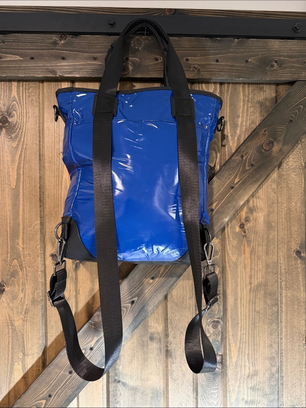 Lole Blue and Black Tote Puff Bag. - Picture 3 of 6